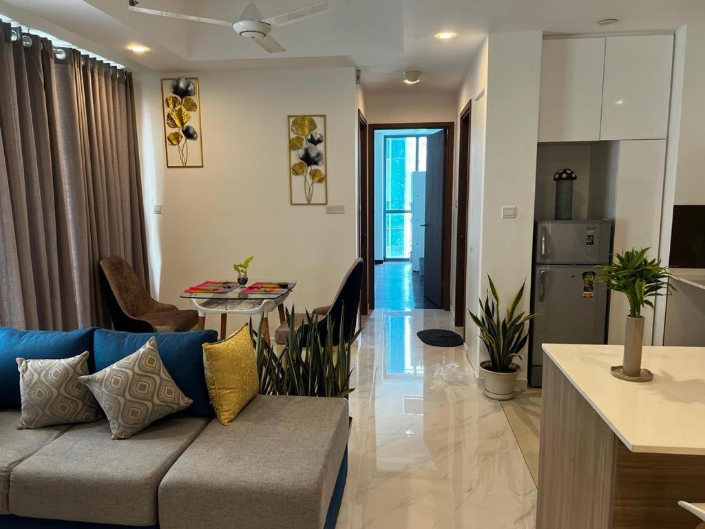 كولمبو Luxury Sky Apartment المظهر الخارجي الصورة